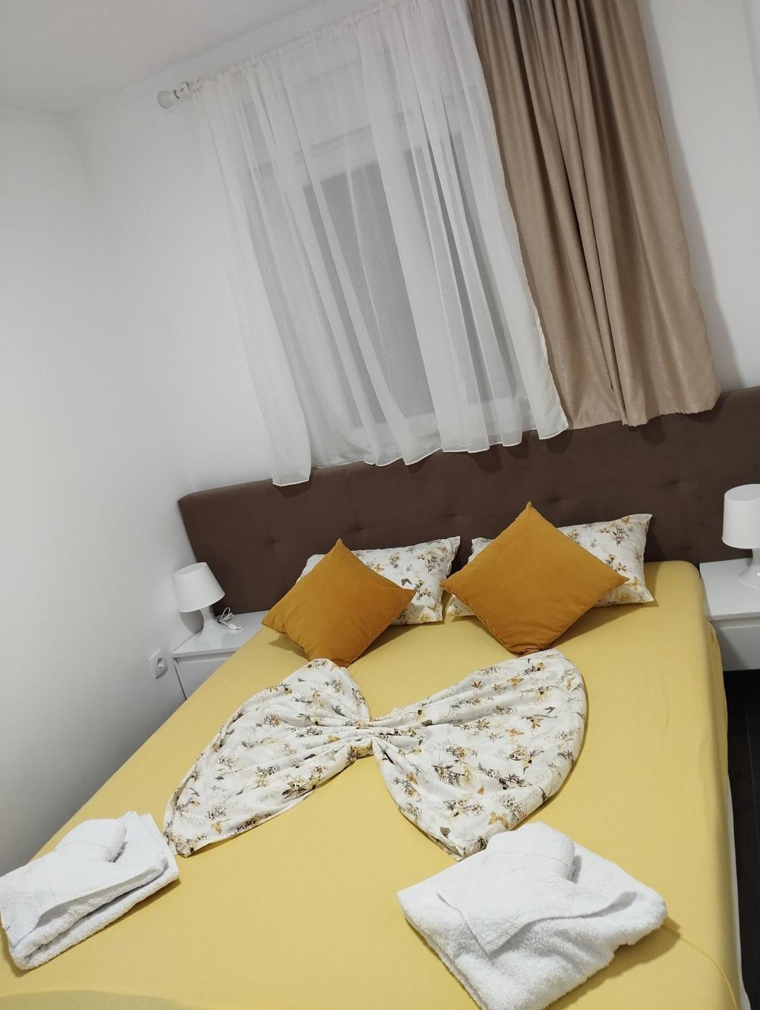 Apartment With Pool Veliko Gradište Exterior foto